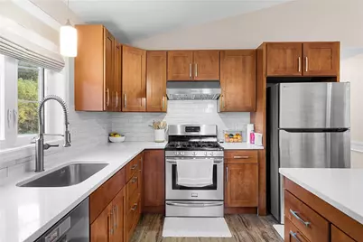 423 Providence Pike, North Smithfield, RI 02896 - Photo 9