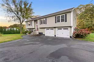 423 Providence Pike, North Smithfield, RI 02896 - Photo 33