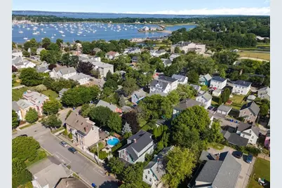 11 Lincoln Avenue #3, Bristol, RI 02809 - Photo 5