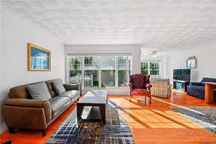 40 Fox Dr, Narragansett, RI 02882 - Photo 5