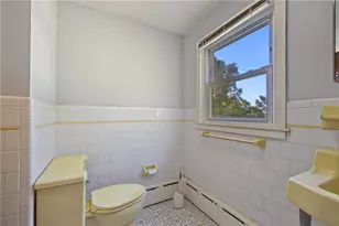 75 Dewolf Ave, Bristol, RI 02809 - Photo 13