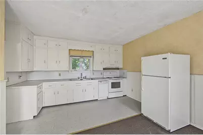 75 Dewolf Avenue, Bristol, RI 02809 - Photo 23