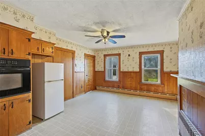 75 Dewolf Avenue, Bristol, RI 02809 - Photo 9