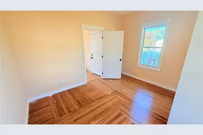 1711 Bay Street #1, Fall River, MA 02724 - Photo 11
