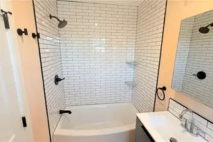 1711 Bay St, Fall River, MA 02724 - Photo 15