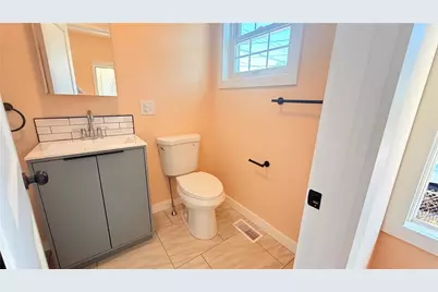 1711 Bay Street #1, Fall River, MA 02724 - Photo 13