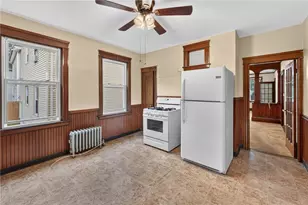 113 Radcliffe Ave, Providence, RI 02908 - Photo 23