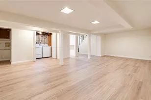 107 Fuller St, Pawtucket, RI 02861 - Photo 19