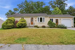 5 Vanderbilt Terrace, Coventry, RI 02816 - Photo 1