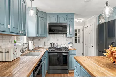 18 Pineridge Drive, Smithfield, RI 02917 - Photo 9
