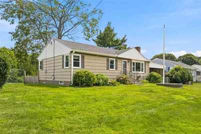 20 Wood Road, Middletown, RI 02842 - Photo 3