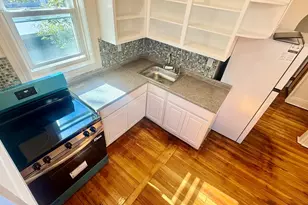 20 Henry St, Cranston, RI 02905 - Photo 7