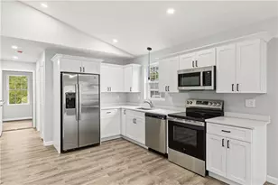 67 Dover St, Providence, RI 02908 - Photo 7