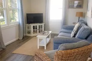 97 Center Ave, Middletown, RI 02842 - Photo 9