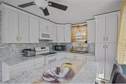 30 Touro Street, Providence, RI 02904 - Photo 21