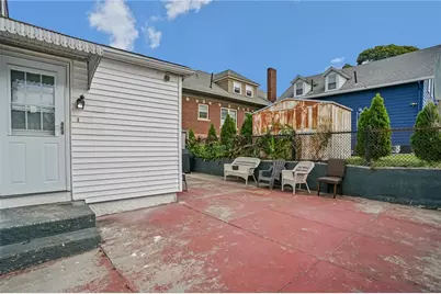 30 Touro Street, Providence, RI 02904 - Photo 31