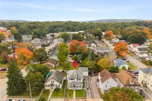 84 Avenue C, Woonsocket, RI 02895 - Photo 23