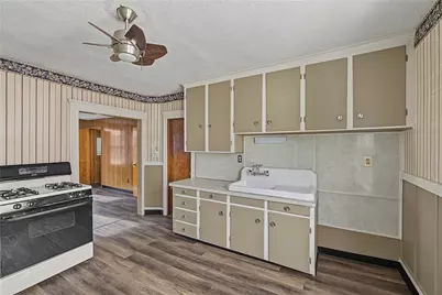 84 Avenue C, Woonsocket, RI 02895 - Photo 17