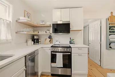 38 Pope Street #1, Newport, RI 02840 - Photo 3