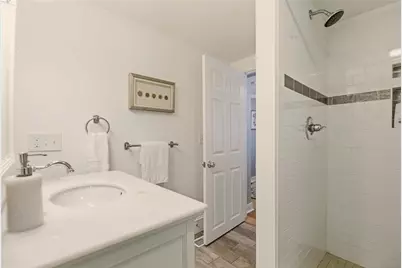38 Pope Street #1, Newport, RI 02840 - Photo 17