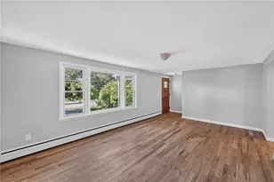 50 Seymour Ave, Cranston, RI 02910 - Photo 7