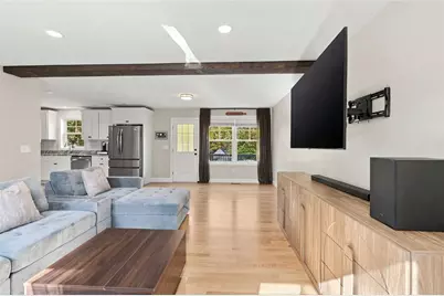8 Wincheck Pond Road, Hopkinton, RI 02873 - Photo 5