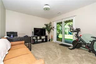 3800 Post Rd, Warwick, RI 02886 - Photo 15