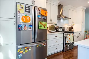 3800 Post Rd, Warwick, RI 02886 - Photo 7