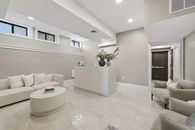 41 Rolfe Square, Cranston, RI 02910 - Photo 25