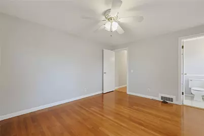 161 Rounds Avenue, East Providence, RI 02915 - Photo 23