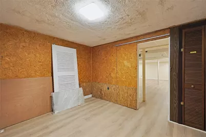 161 Rounds Avenue, East Providence, RI 02915 - Photo 39