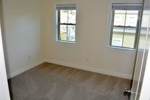 231 Douglas Ave, Providence, RI 02908 - Photo 9