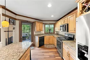 167 Fairview Ave, Hopkinton, RI 02832 - Photo 5
