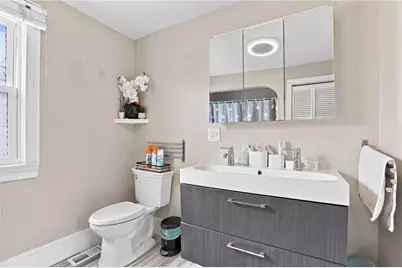 69 Bellevue Avenue, Pawtucket, RI 02861 - Photo 9