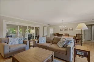 32 Belmont Dr, Portsmouth, RI 02871 - Photo 7