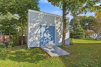 20 Oregon Avenue, Woonsocket, RI 02895 - Photo 35