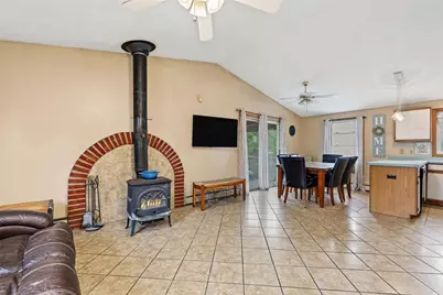 20 Oregon Avenue, Woonsocket, RI 02895 - Photo 11