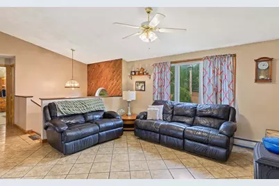 20 Oregon Avenue, Woonsocket, RI 02895 - Photo 7