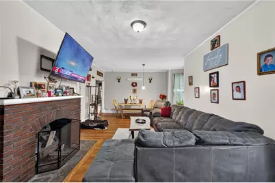 23 Sisson Street, Pawtucket, RI 02860 - Photo 3