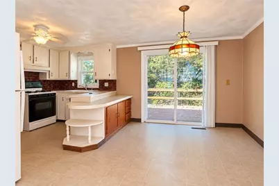 111 Wellspring Drive, Cranston, RI 02920 - Photo 19