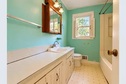111 Wellspring Drive, Cranston, RI 02920 - Photo 13