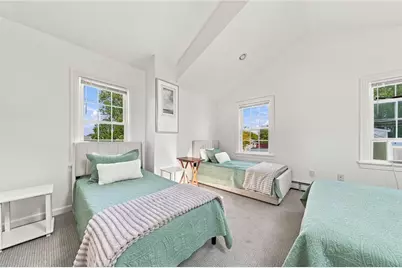 13 Harding Avenue, East Providence, RI 02915 - Photo 29