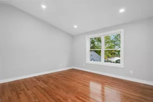 8 N Shore St, Warwick, RI 02889 - Photo 21