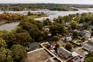 8 N Shore St, Warwick, RI 02889 - Photo 37