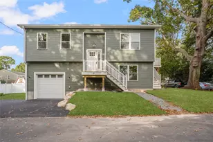 8 N Shore St, Warwick, RI 02889 - Photo 3