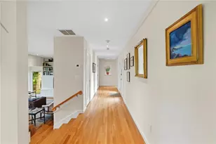 4 Alpond Dr, Newport, RI 02840 - Photo 5