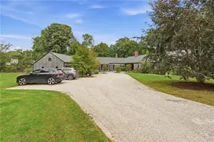 4 Alpond Dr, Newport, RI 02840 - Photo 3