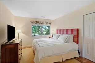 4 Alpond Dr, Newport, RI 02840 - Photo 33
