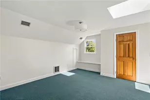 32 Bliss Mine Rd, Middletown, RI 02842 - Photo 23