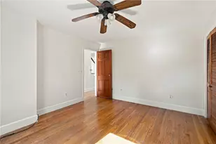 32 Bliss Mine Rd, Middletown, RI 02842 - Photo 19